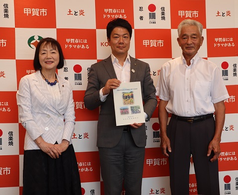 令和3年7月21日意見書提出の写真
