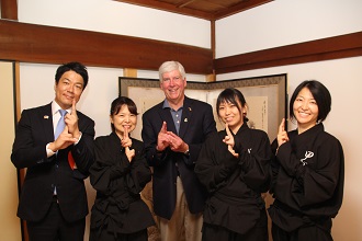 甲賀市長と忍者でミシガン州知事をおもてなし