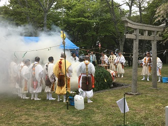 阿迦之宮例祭の護摩法要の様子