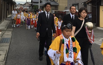 杣川夏まつりの様子