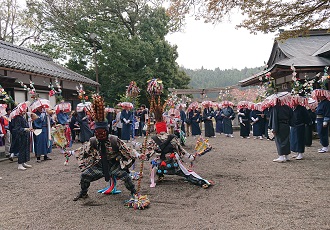 黒川地域の花笠太鼓踊り