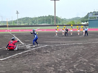 ニトリＪＤリーグ2022第10節甲賀ラウンド　始球式