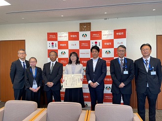 退任行政相談員に対する総務大臣感謝状贈呈式