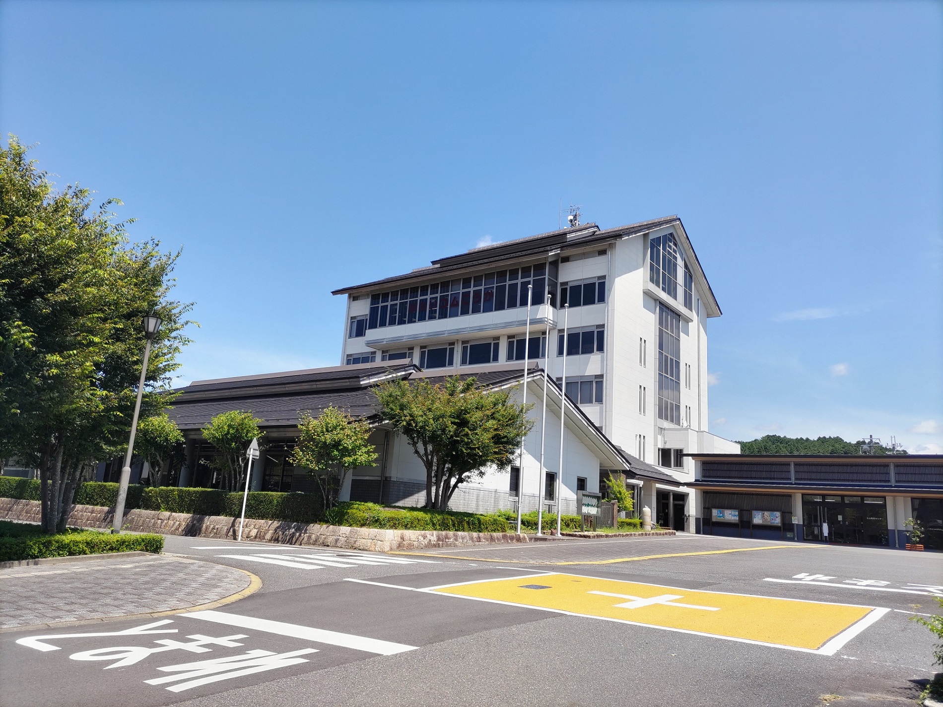 土山公民館（土山地域市民センター内）