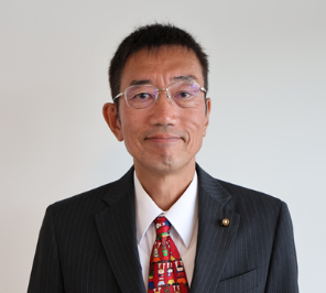 出口雅之議員の写真