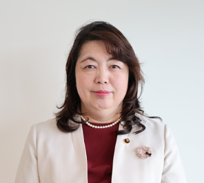 堀郁子議員の写真