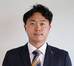 若狹健太議員の写真